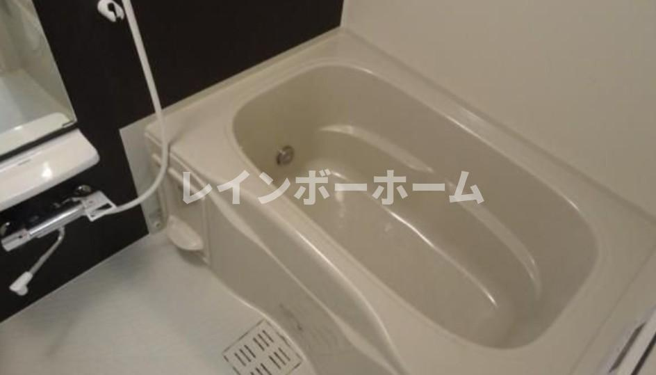 アモーレ鎌ヶ谷大仏【仲介手数料：50％OFF】対象物件！の浴室|日々の暮らしに欠かせないお風呂です