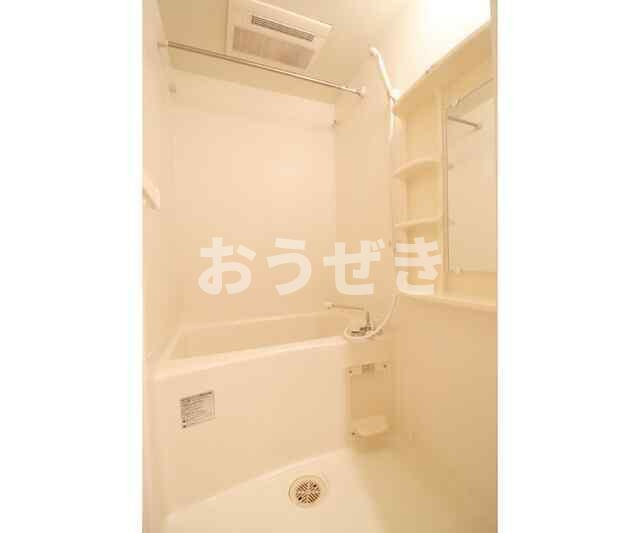 ＬｅＲｅｖｅ横濱伊勢佐木町の浴室