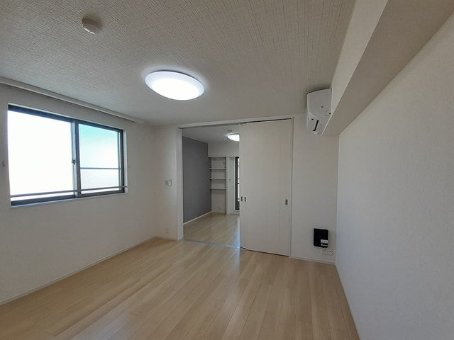 ヴェルメゾン　旭町の居間・リビング|ゆったり過ごせる居間です
