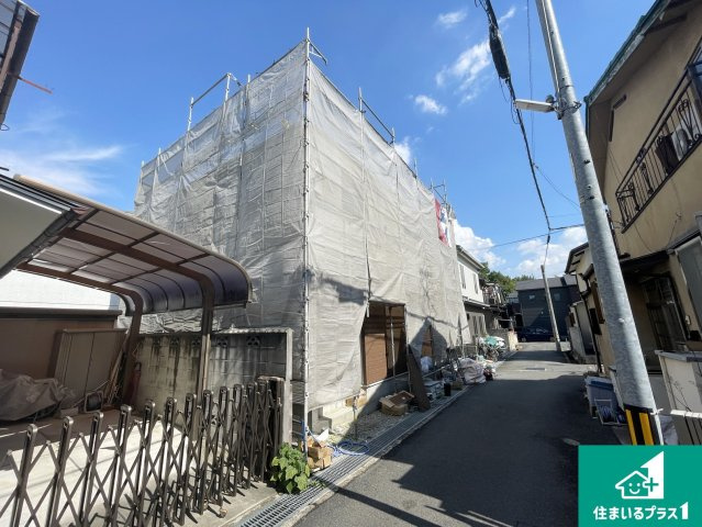 向日市寺戸町大牧　第3期　新築一戸建ての外観|周辺は落ち着いた街並みの住宅地！子育てがしやすい住環境です！まだ未完成ですが、現地でしかわからない事もございます。是非一度ご覧ください。