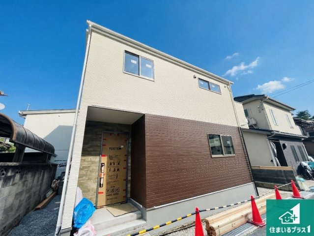 向日市寺戸町大牧　第3期　新築一戸建ての外観|周辺は落ち着いた街並みの住宅地！子育てがしやすい住環境です！まだ未完成ですが、現地でしかわからない事もございます。是非一度ご覧ください。