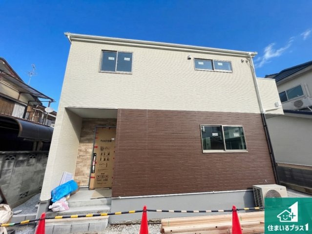 向日市寺戸町大牧　第3期　新築一戸建ての外観|周辺は落ち着いた街並みの住宅地！子育てがしやすい住環境です！まだ未完成ですが、現地でしかわからない事もございます。是非一度ご覧ください。