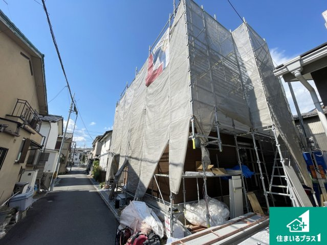 向日市寺戸町大牧　第3期　新築一戸建ての外観|周辺は落ち着いた街並みの住宅地！子育てがしやすい住環境です！まだ未完成ですが、現地でしかわからない事もございます。是非一度ご覧ください。