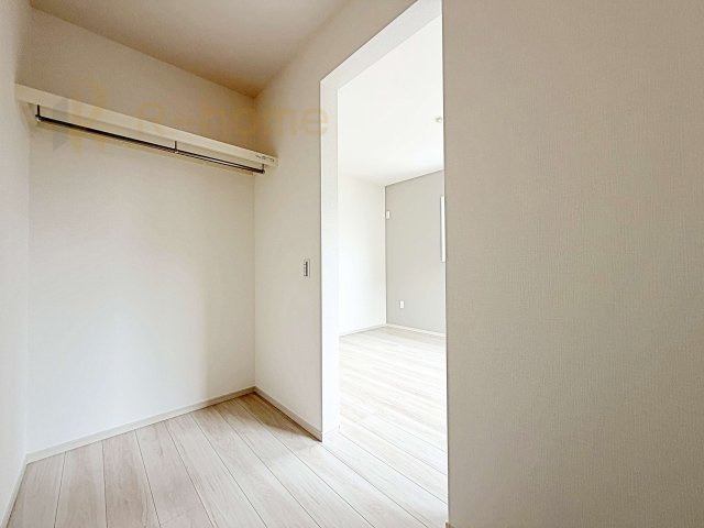つくばみらい市西ノ台2期　新築戸建て　1号棟の収納|人気のウォークインクローゼット！アウター類はもちろん、季節ものや寝具も収納できます！