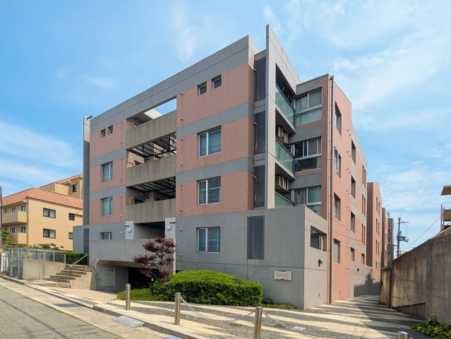 パレ武庫之荘本町の外観