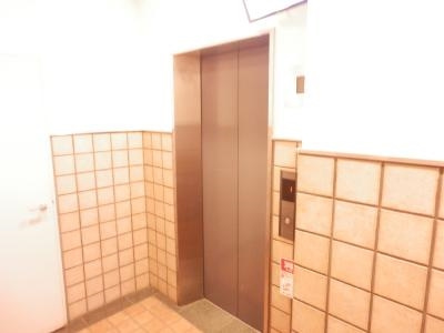 グランドパレス京都烏丸五条のその他|エレベーター