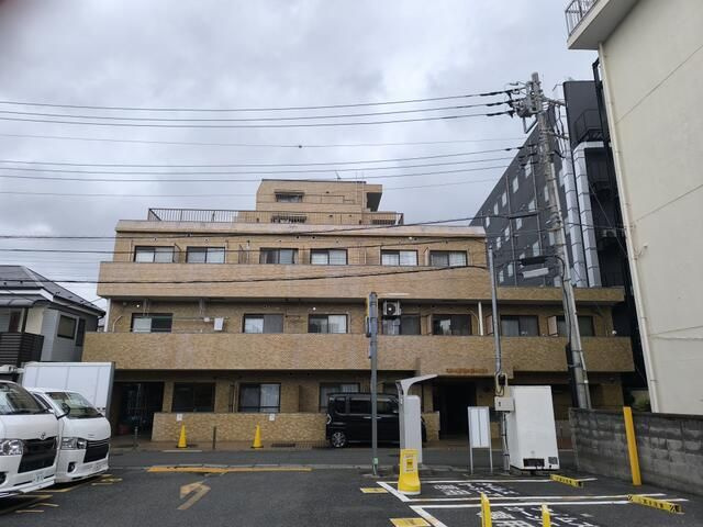 八王子市子安町４丁目の賃貸マンションの外観