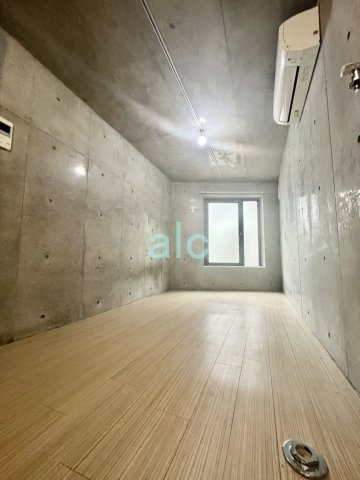 杉並区本天沼１丁目の賃貸マンションの居間・リビング