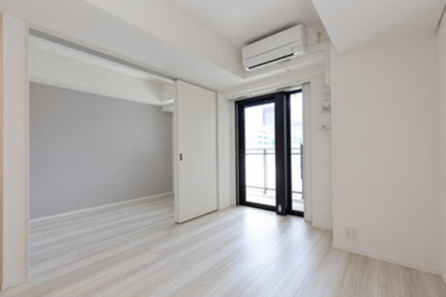 ビエラコート日本橋久松町の居間・リビング|※写真は同タイプ住戸です。