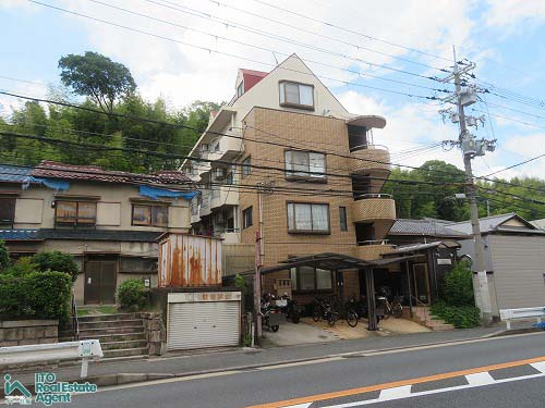 アークヒルズ桃山の外観