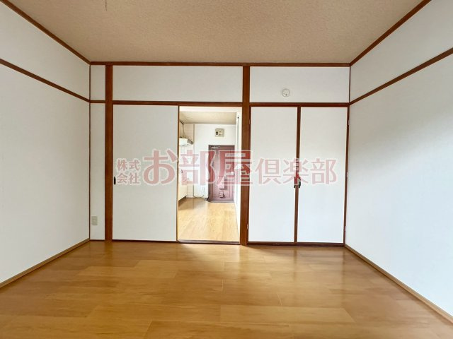 リバーサイドマンションの洋室|コンパクトで使いやすい洋室です