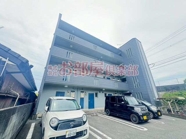 リバーサイドマンションの外観|おしゃれな外観です