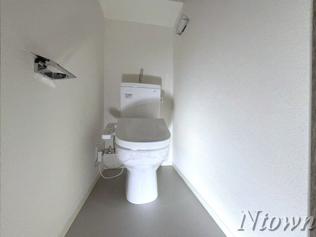 【トイレ】 | プレサンス大須観音ビザリア | コンパクトで使いやすいトイレです