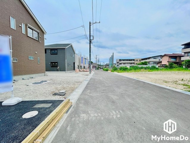 守山区中志段味　第3の前面道路含む現地写真|前面道路6ｍとお車の出し入れもらくらく。