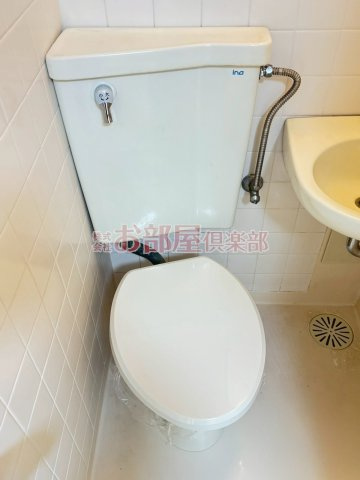 リバーサイドマンションのトイレ|シンプルで使いやすいトイレです