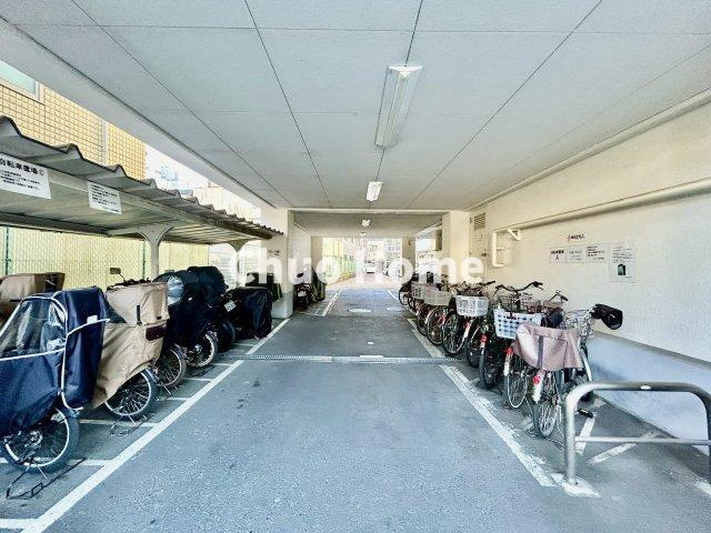 アルカディア曳舟の駐輪場|【自転車置き場】最新の空き状況や費用などの詳細は担当スタッフまでお問い合わせください。