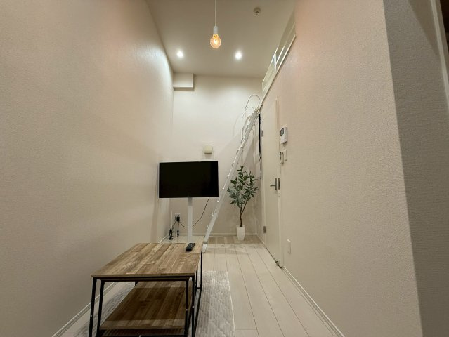 Xevi Flatの居間・リビング