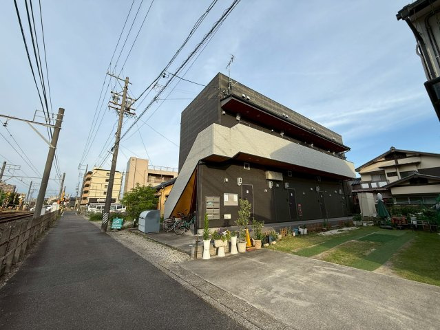 Xevi Flatの外観