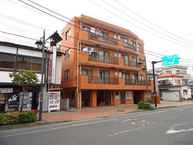 野村マンションの外観