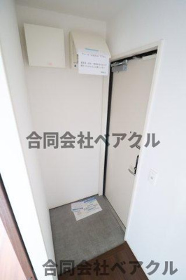 【玄関】 | Ribera Square A棟 | ゆったりとした玄関です