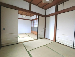【寝室】