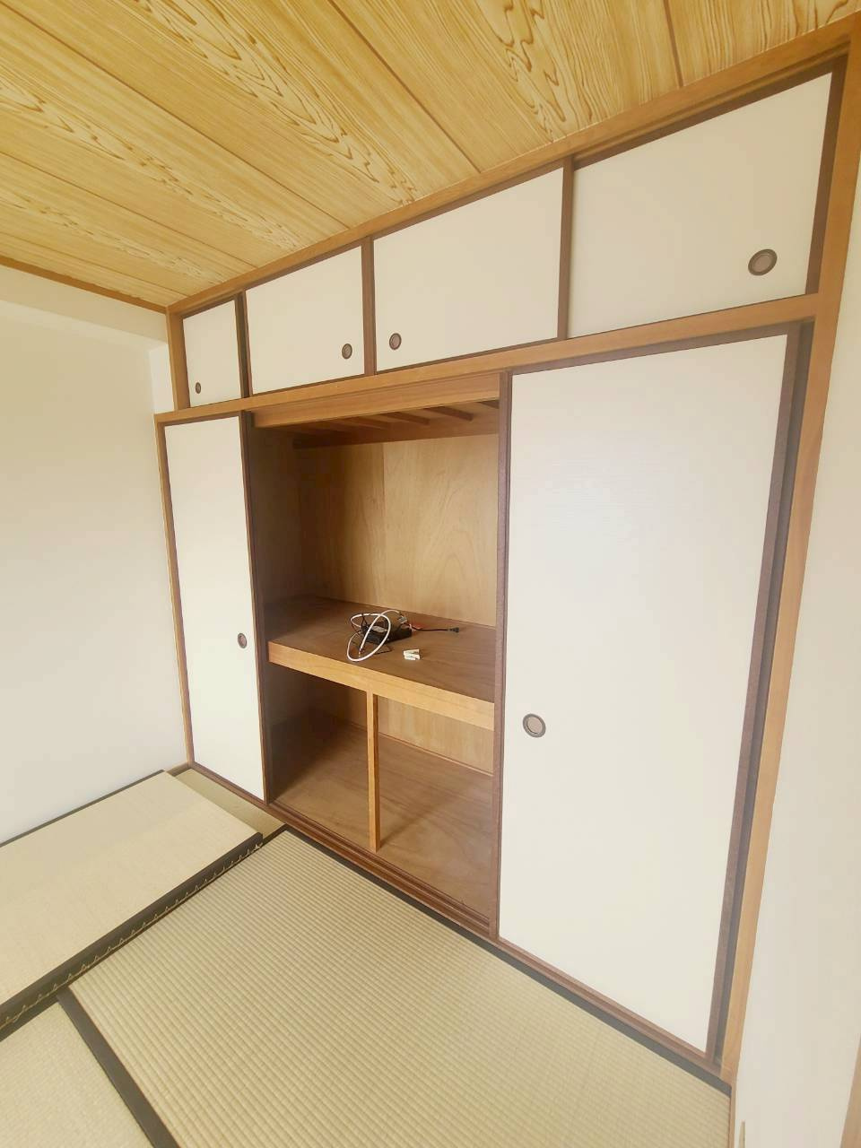 能登六番館WESTの収納