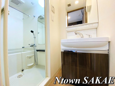 【洗面所】 | プレサンスSAKAEフロント | 使いやすい洗面所です