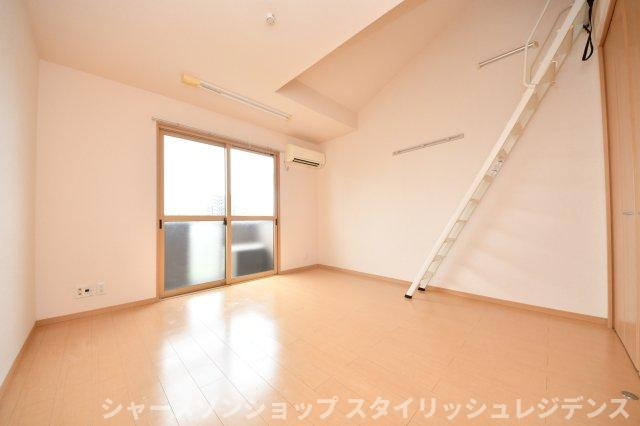 アカイユの寝室
