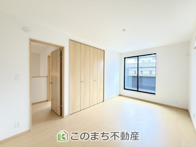 ハートフルタウン宇都宮市泉が丘7丁目2565番の洋室|南向きで陽当たりの良い洋室♪風通しもよく快適です☆