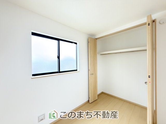 ハートフルタウン宇都宮市泉が丘7丁目2565番の収納|各居室に収納付で住みやすさにこだわっています♪