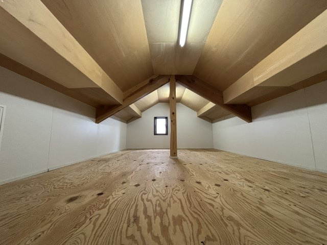 【その他】 | 田能4丁目中古戸建 | 収納スペースとして活用できる屋根裏収納です。