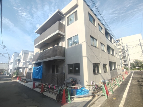 【外観】 | ORANGE | 落ち着いた雰囲気の外観です