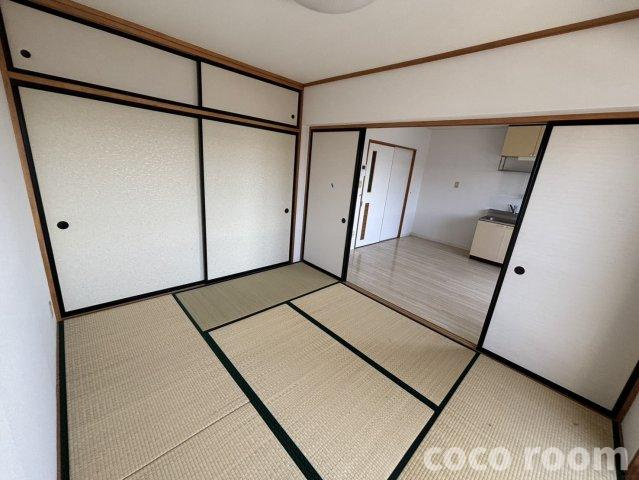 カームヒルズＮの和室