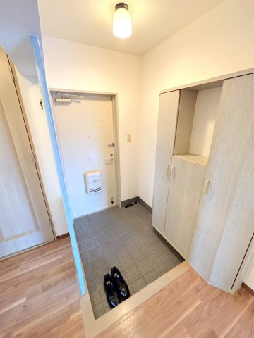 広島市安芸区矢野西４丁目の賃貸マンションの玄関