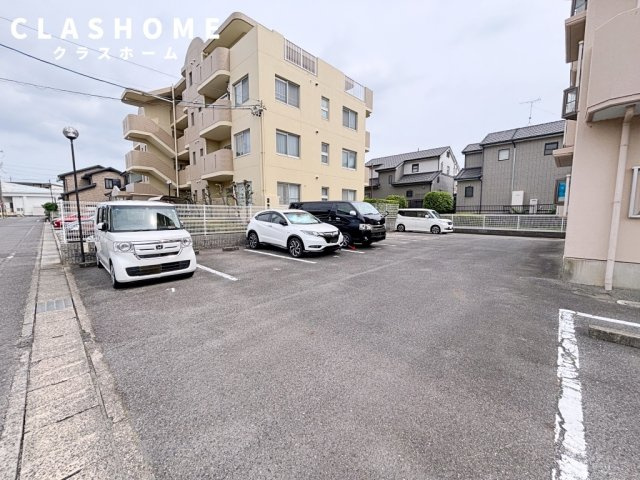 グレイスカリガネ　　刈谷市の賃貸ならクラスホーム刈谷店の駐車場