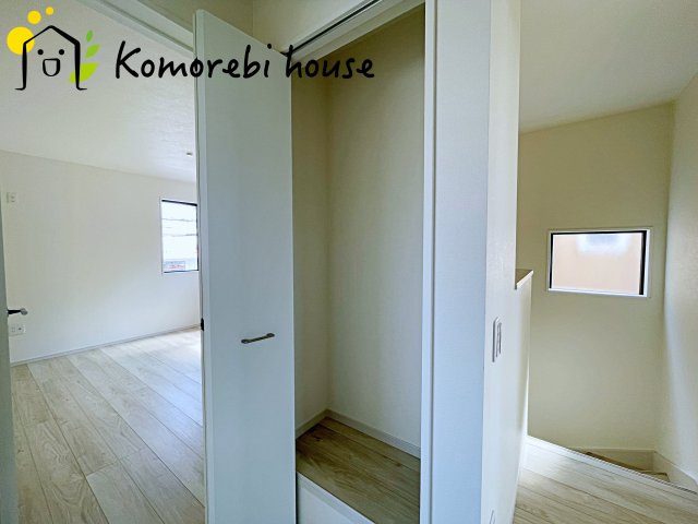 上尾市本町　6期　新築一戸建て　KEIAI GRACE　02の収納|小物を収納するのに便利です