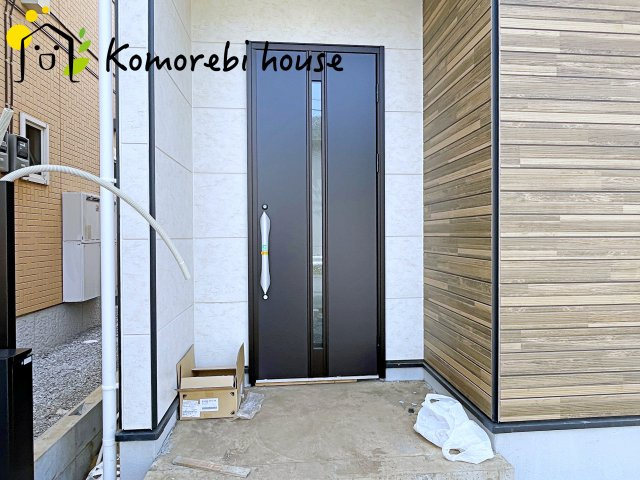 上尾市本町　6期　新築一戸建て　KEIAI GRACE　02の玄関|玄関です