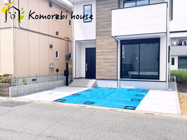 上尾市本町　6期　新築一戸建て　KEIAI GRACE　02の駐車場|車をお持ちの方に嬉しい駐車場付きの物件です
