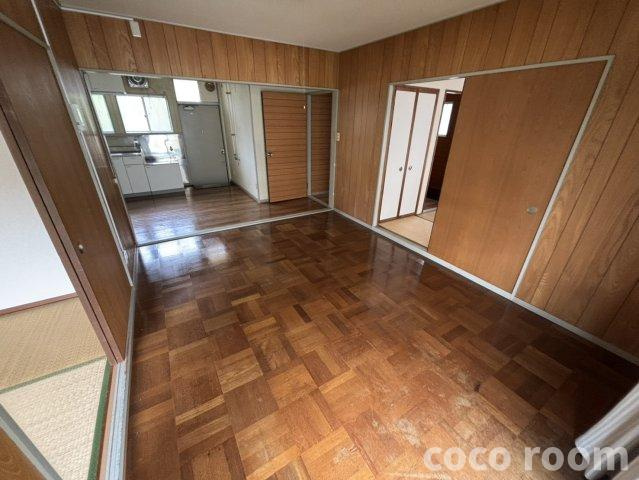 すみれ台平屋貸家の洋室