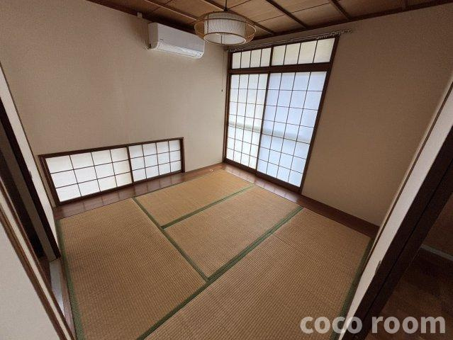 すみれ台平屋貸家の和室