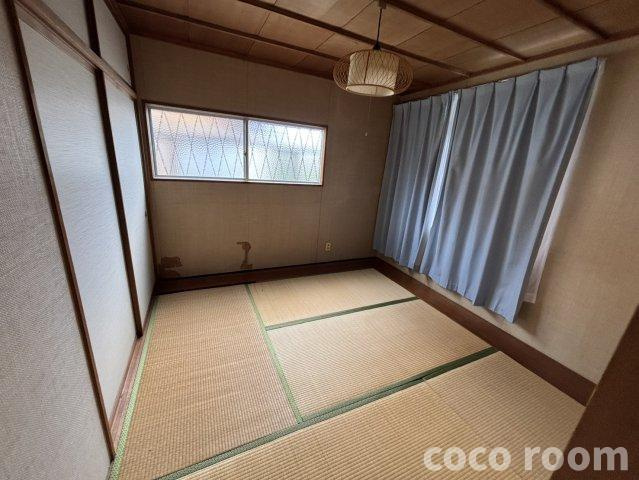 すみれ台平屋貸家の和室