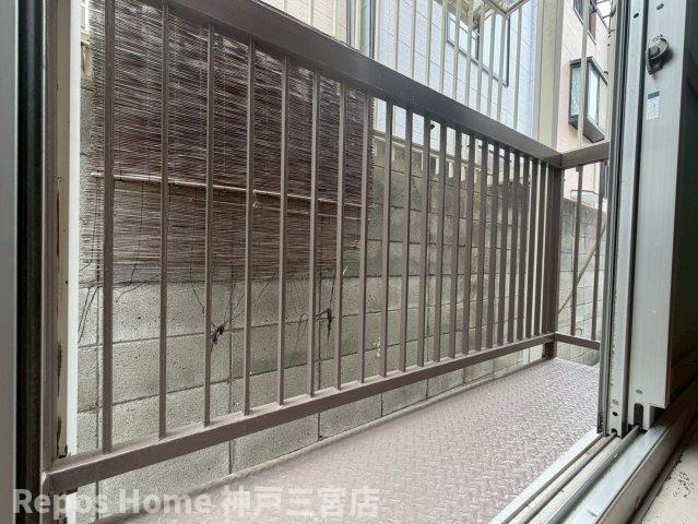 新山本マンションのバルコニー
