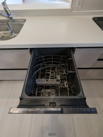 水戸市西原1丁目　3期のキッチン|開放感のある空間でお料理～うれしい食洗器付きです！短家事に繋がり～家事もラク～！！