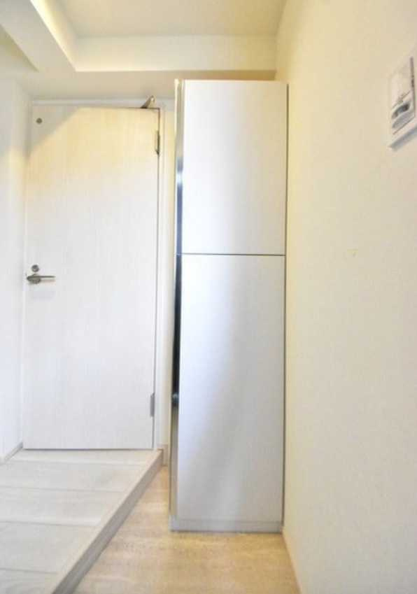 オークプレイス三軒茶屋　ネット無料　築浅　ペット相談　礼金0の玄関