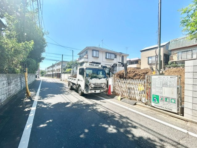 練馬区東大泉7丁目　新築戸建　全3棟の前面道路含む現地写真|2026.07.10撮影

現地ご見学希望・資料請求などお気軽にお問い合わせ下さい！
03-5990-5201
