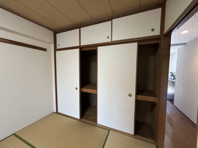 ライオンズマンション筑波学園都市の収納|和室には1.5畳分の押入収納あり