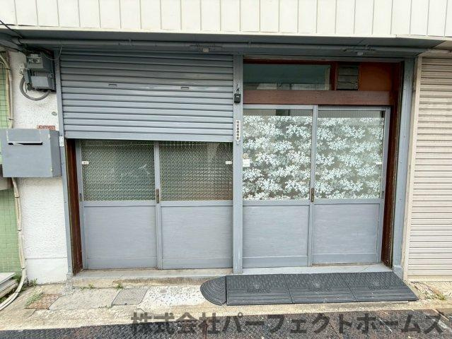 田口1丁目戸建　のエントランス
