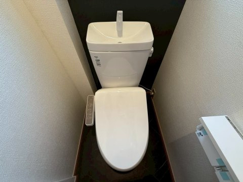 稲葉1丁目　中古戸建のトイレ