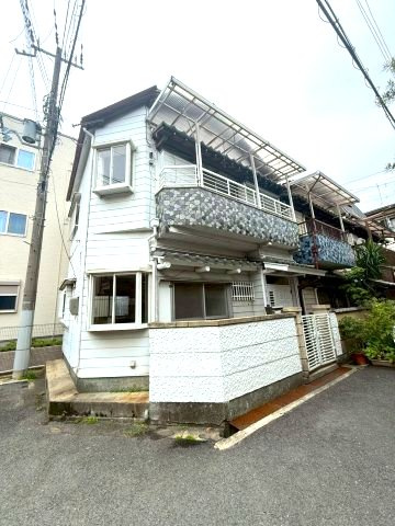 稲葉1丁目　中古戸建の前面道路含む現地写真
