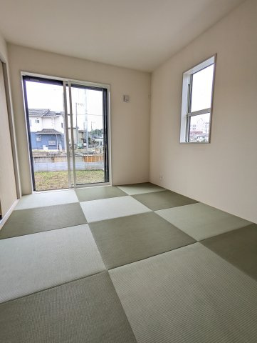 水戸市見川町　４期の和室|リビング隣の和室は、来客用やお子様とのお昼寝にぴったりです、洋室仕様の縁なし畳♪